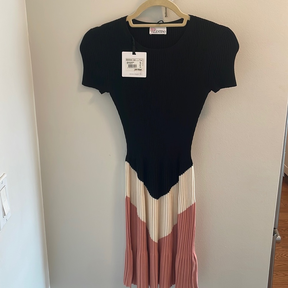 Size XS red valentino dress, never worn